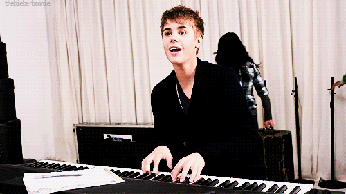 Justin Bieber Pictures, Images and Photos