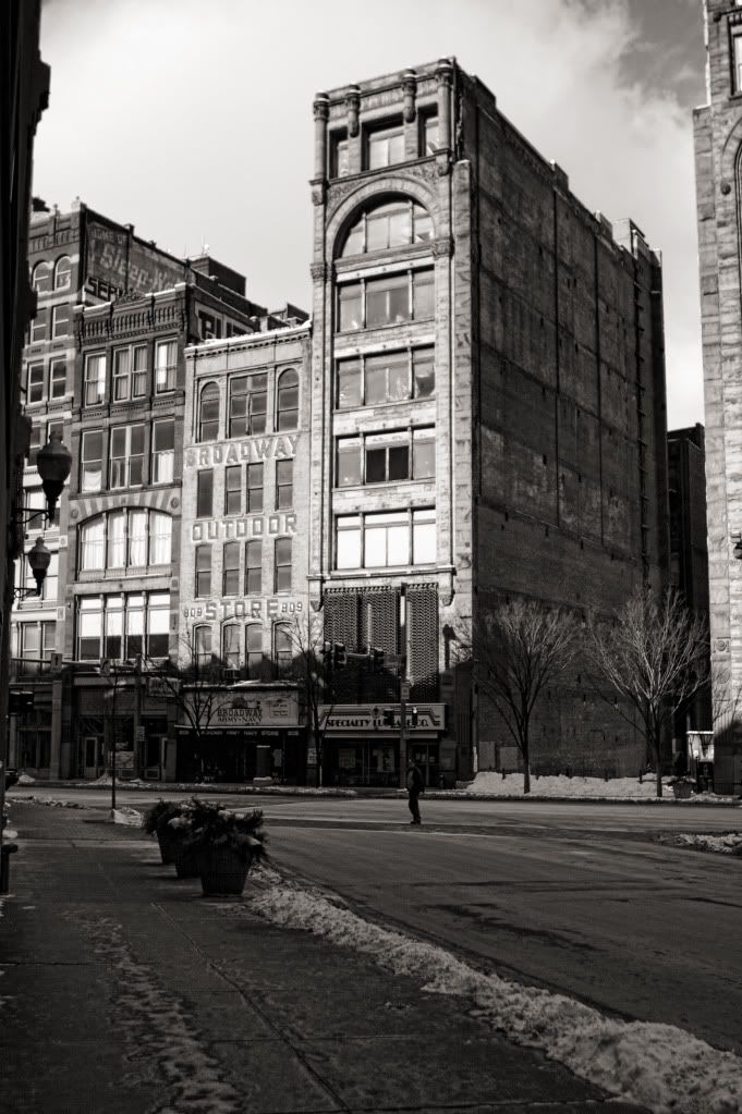 IMAGE: http://i1122.photobucket.com/albums/l534/Nelmahooch/IMG_2235.jpg