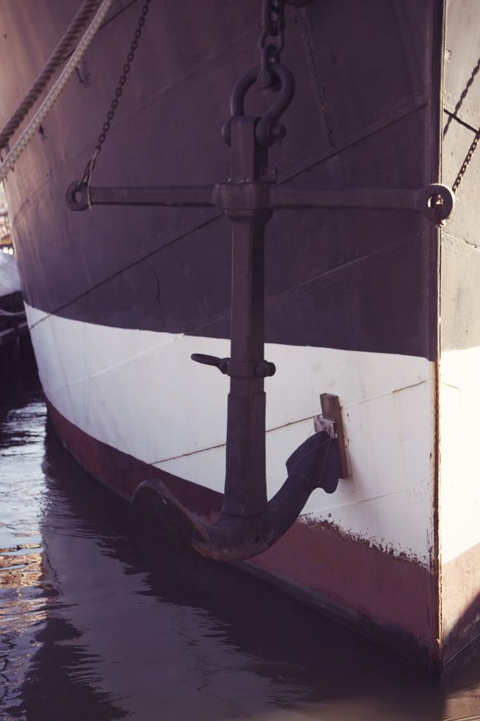 IMAGE: http://i1122.photobucket.com/albums/l534/Nelmahooch/Winter%202011/IMG_0596.jpg