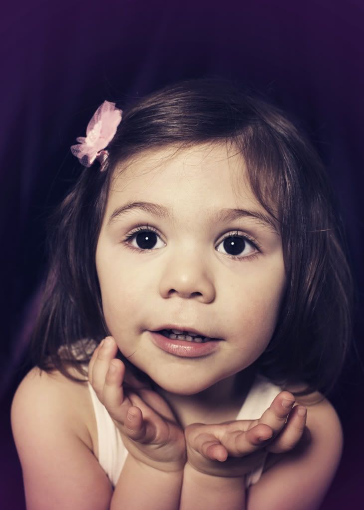 IMAGE: http://i1122.photobucket.com/albums/l534/Nelmahooch/favaIMG_9565.jpg