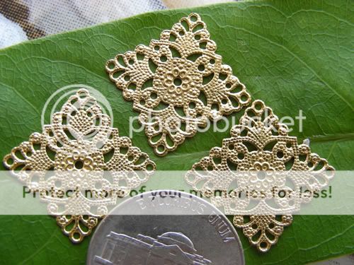 18 Gold Brass Flat Square Filigree Pendant Charm Findings cf013