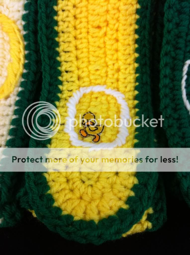 Handmade Unisex Nit Wool Oregon Ducks Yellow Green White 80in Fan 