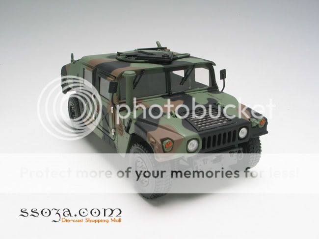 Exoto 1/18 AM Humvee Military Command Battle Camouflage TDT01801 