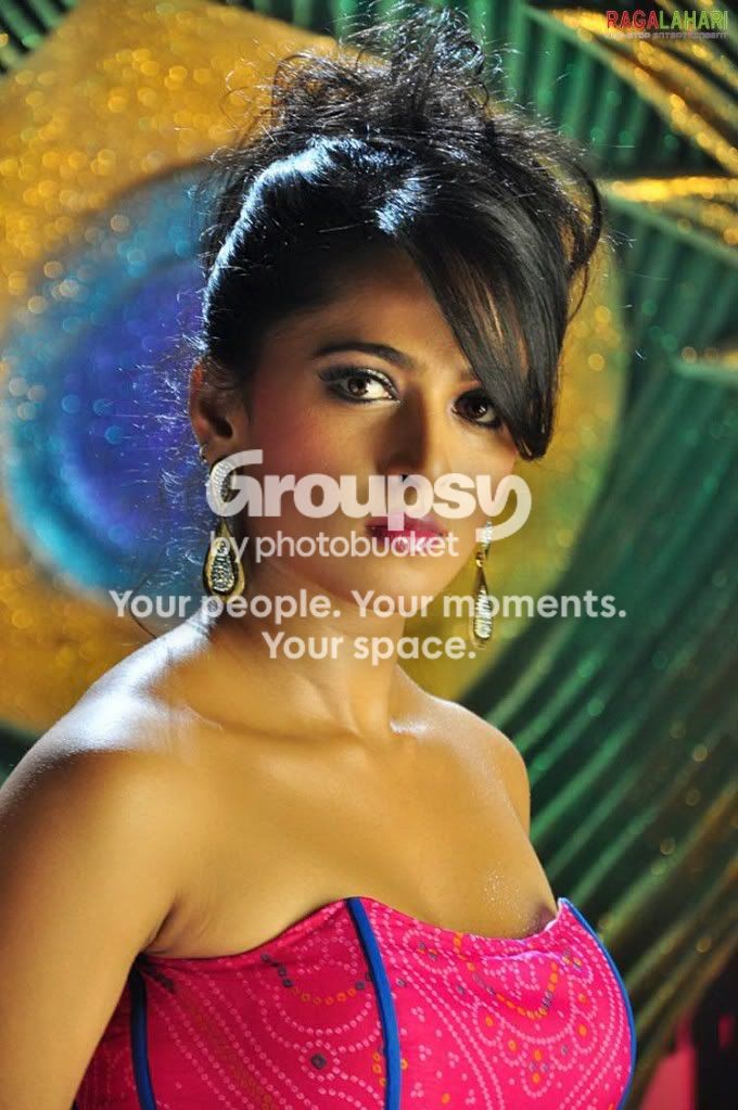 anushka333.jpg