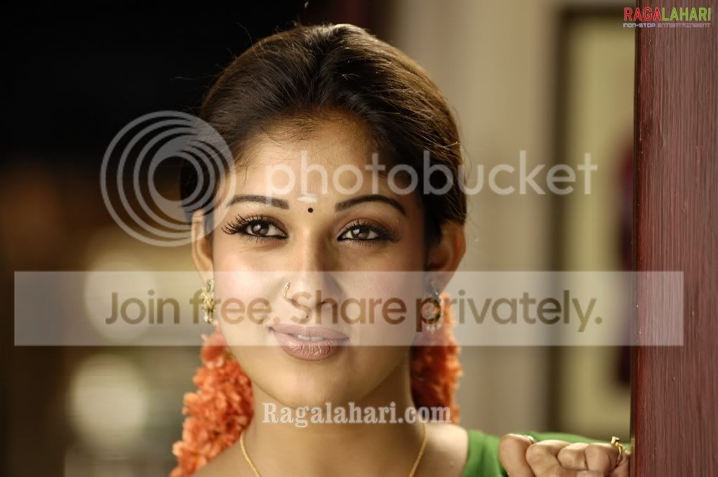 nayanatara1417.jpg